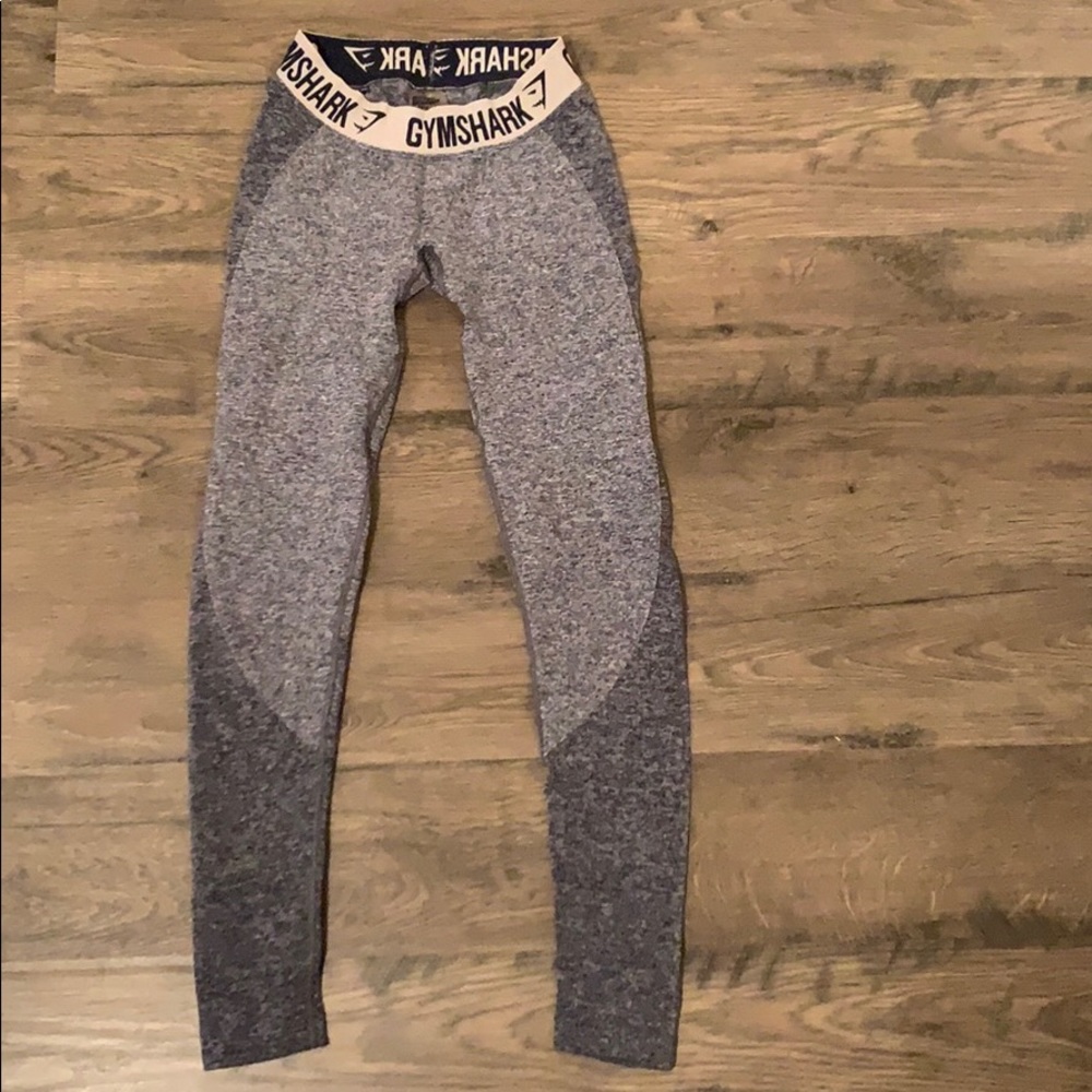 Athletic leggings